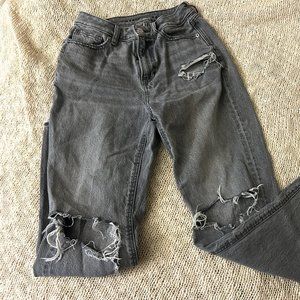 American Eagle High Waisted Straight Leg Jeans <3